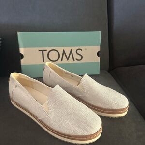TOMS Wonen’s Palma Leather Wrap Slip-On Shoes - Nat Metallic Herringbone Size 8